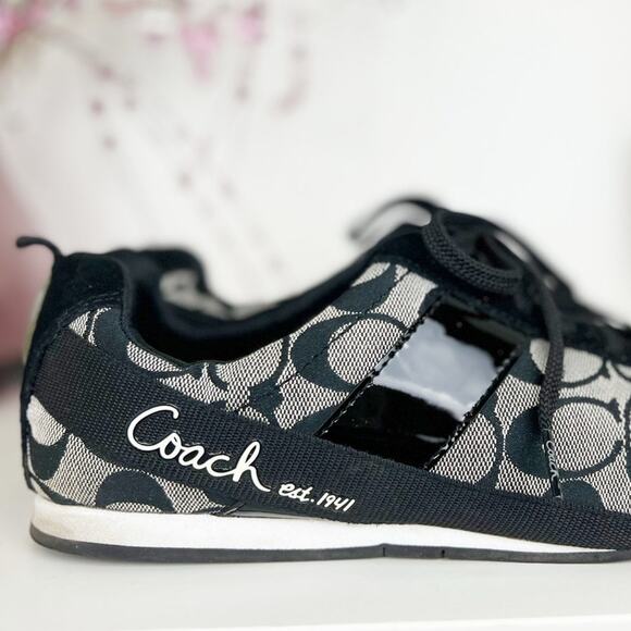 Coach Hadley Monogram Signature Jacquard Suede Sneakers Black White Size 8.5 M - Picture 6 of 16